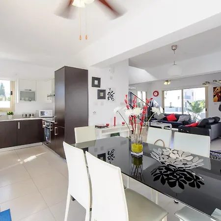 Artemis Palm Villas Βίλα